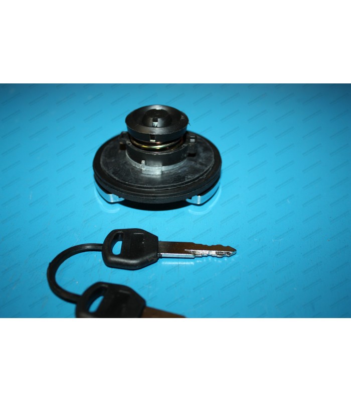 Fuel tank cap with key (1/4 turn) - 1