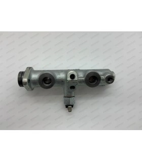 Dual circuit master cylinder - Ø 19mm - 1